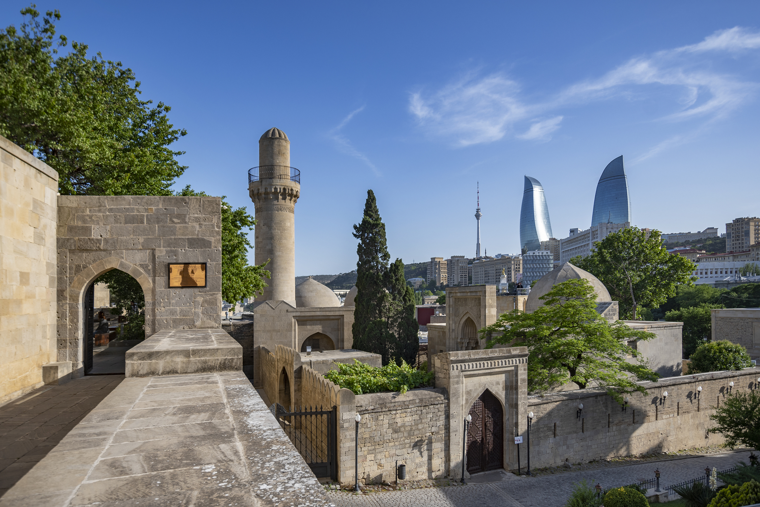 CUNG ĐƯỜNG KAVKAZ GEORGIA(GRUZIA) – AZERBAIJAN T8-2019